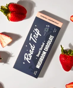 Desert Stardust Mushroom Chocolate Bar - Strawberry Crunch
